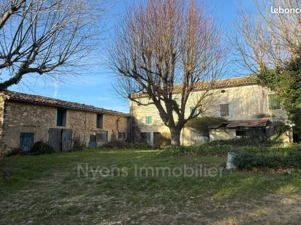 Mas 250 m² Montbrison-sur-Lez