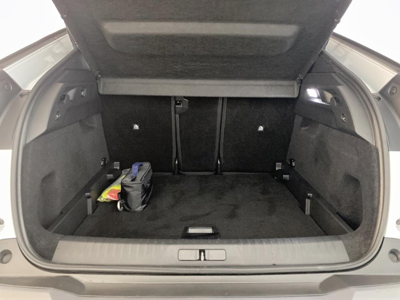 Peugeot 3008 hybrid 145 e-dcs6 allure — photo 6