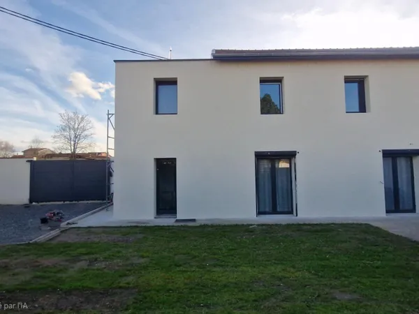Maison refaite a neuve de 140 M2 + dépendance de 40 M2