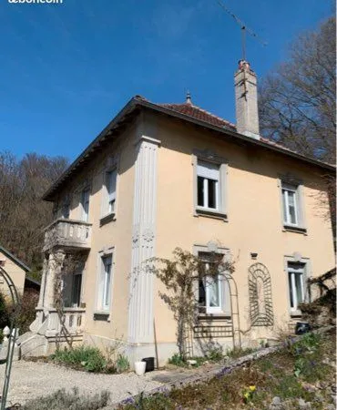 Maison de maître à louer