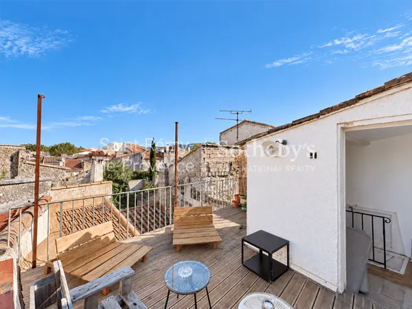 Maison 1 pièce 105 m²