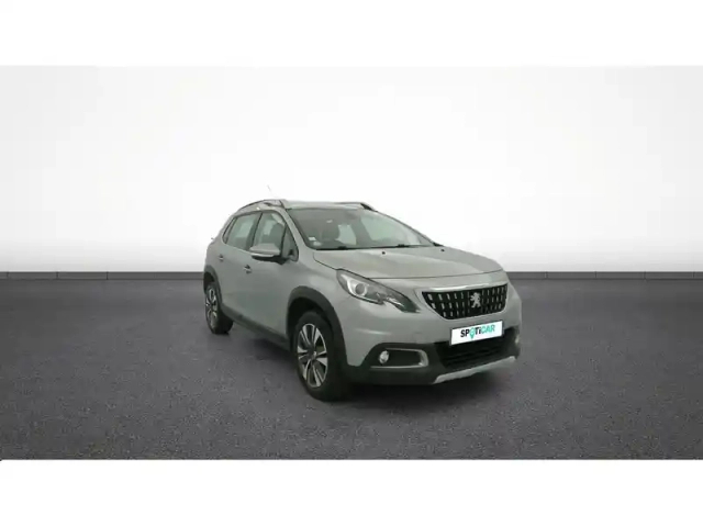 Peugeot 2008 1.2 puretech 110ch s&amp;s eat6 — photo 12