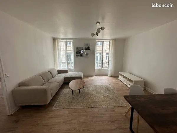 Appartement 68m2 T3 meublé centre ville