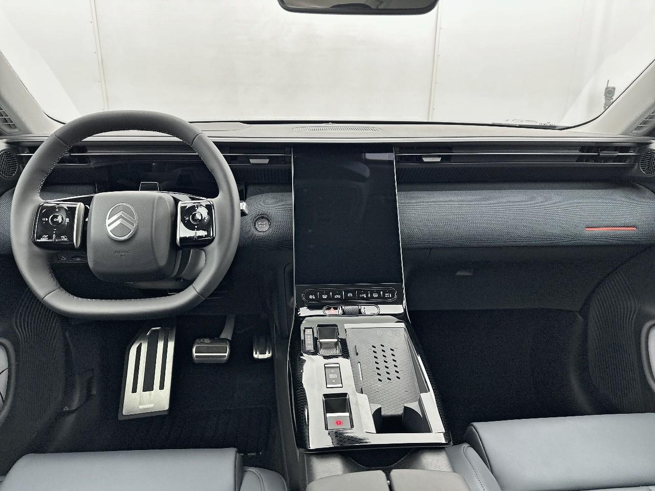 Citroën C5 Aircross hybride 145 ch e-dcs6 max — photo 11