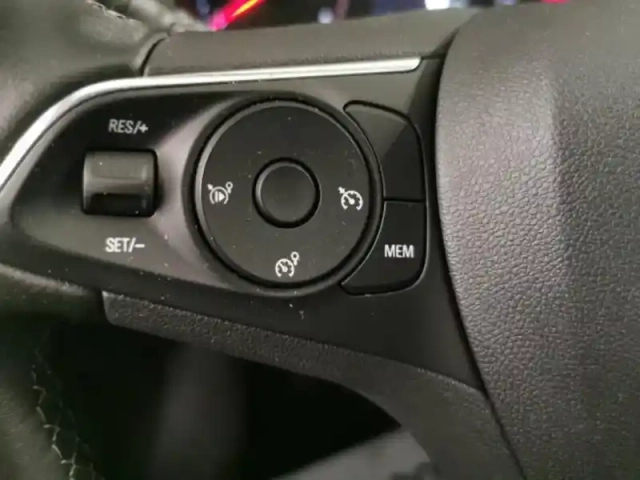 Opel Grandland X 1.2 turbo 130ch elite 7cv — photo 12