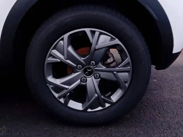 Ds Ds 3 crossback puretech 100 s&amp;s bvm6 — photo 28