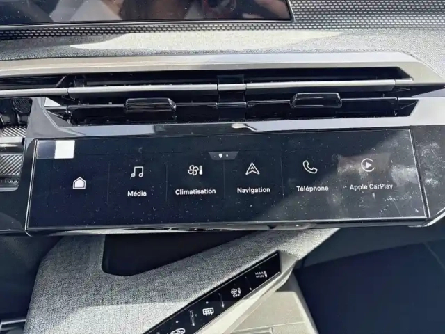 Peugeot 5008 hybrid 145 ch e-dcs6 — photo 20