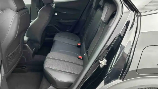 Peugeot 2008 puretech 130 s&amp;s eat8 — photo 92