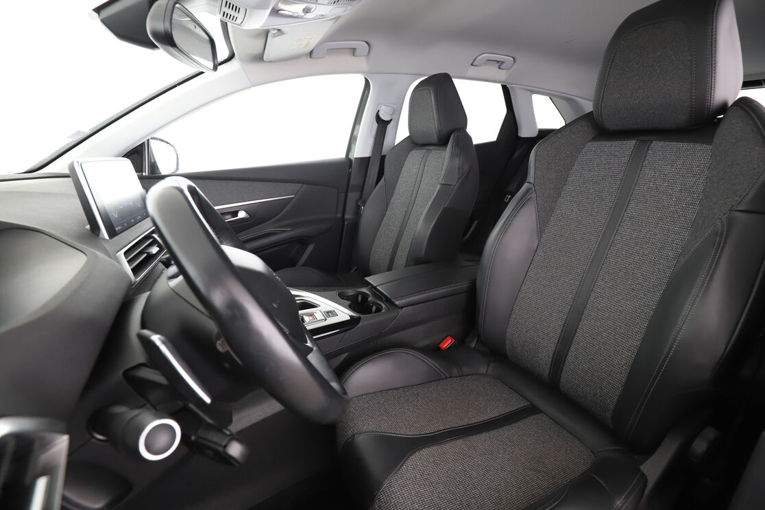 Peugeot 3008 1.6 THP Allure EAT6 — photo 9