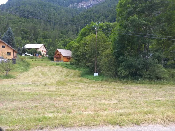 Rarissime et exceptionnel dans la Champsaur (05)