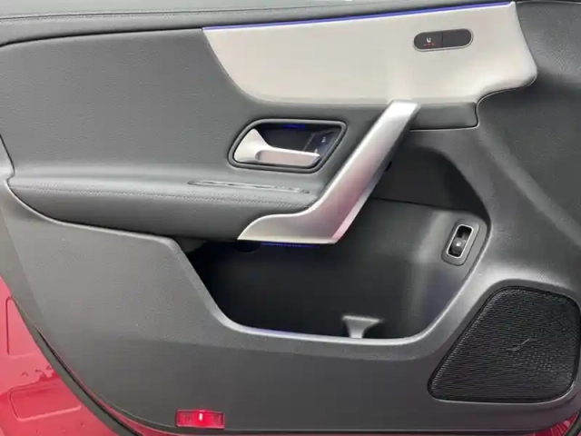 Mercedes Classe A 250 e amg line — photo 23