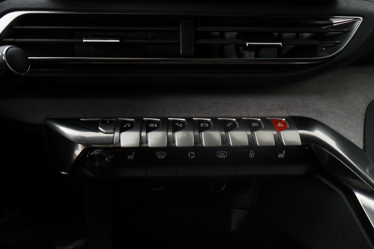 Peugeot 3008 — photo 26