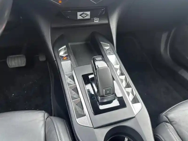 Ds Ds 3 crossback puretech 155ch grand chic automatique — photo 13