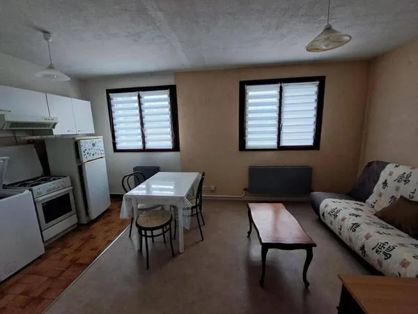 Studio 1 pièce 27 m²