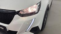 Peugeot 2008 1.2 PureTech 100ch S&S Active Pack — photo 17