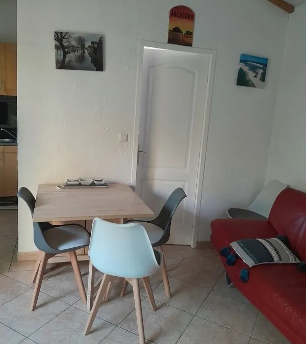 Photo 3