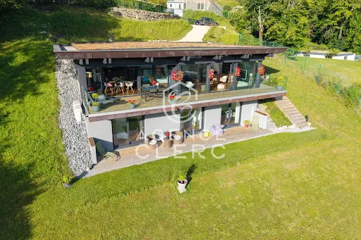 Maison 4 pièces 192 m²