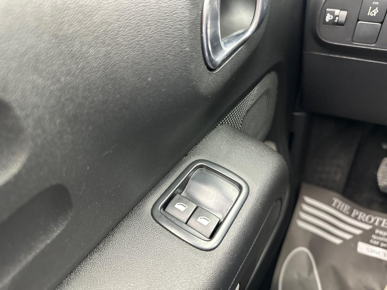 Citroën C3 puretech 83 s&s bvm5 you! — photo 15