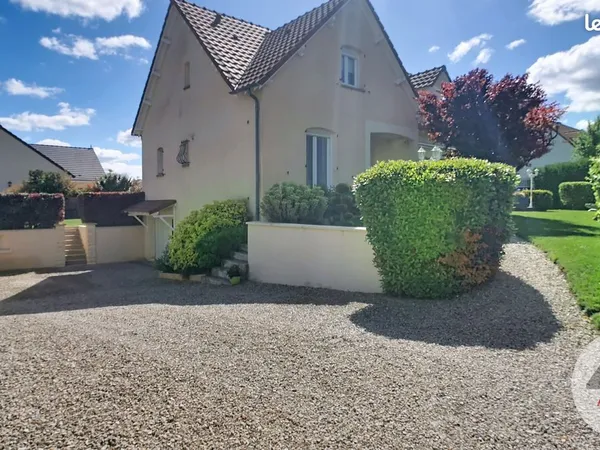 Maison 6 pièces 146 m²