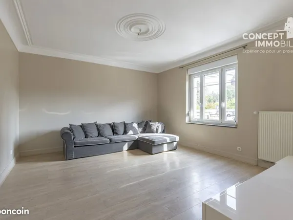 Maison 7 pièces 180 m²