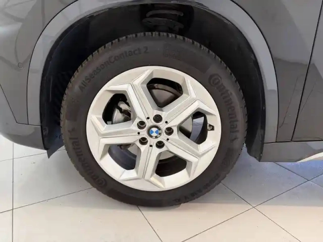 Bmw X1 sdrive 18d 150ch dkg7 — photo 19