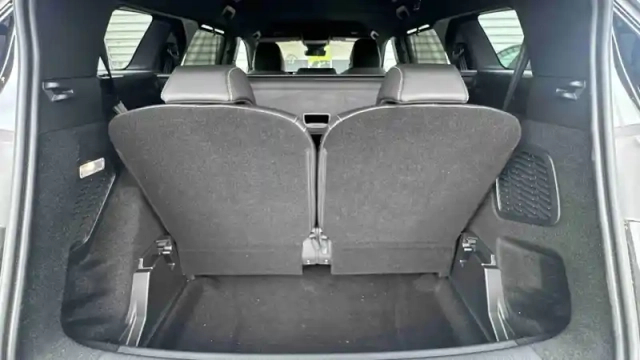 Peugeot 5008 hybrid 145 e-dcs6 — photo 97