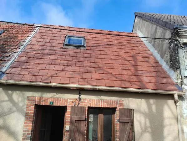 Maison à rénover - Beau potentiel avec cour privative de 100 m²