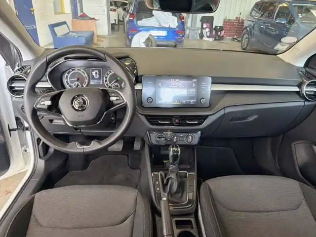 Skoda Fabia 1.0 tsi 110 ch dsg7 — photo 3