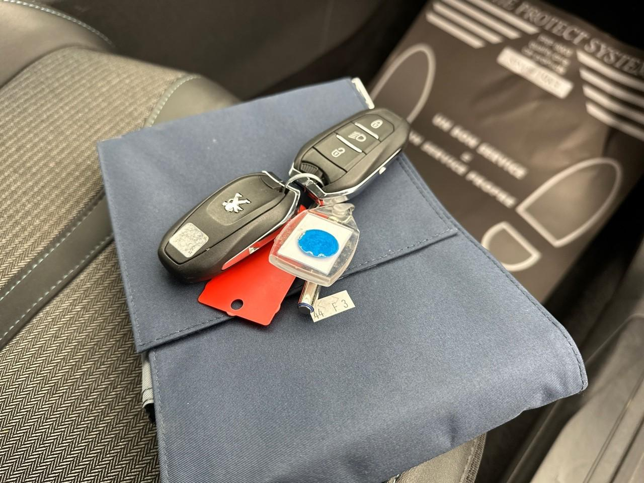 Peugeot 3008 puretech 130ch s&s bvm6 allure pack — photo 30