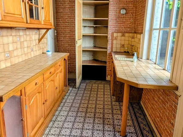 Maison secteur Bd Victor - a renover