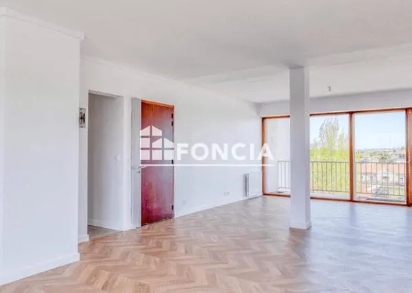 Appartement 3 pièces 77 m²