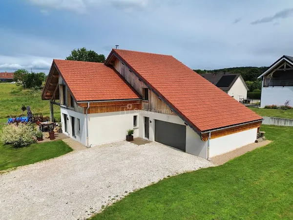 Maison 7 pièces 185 m²