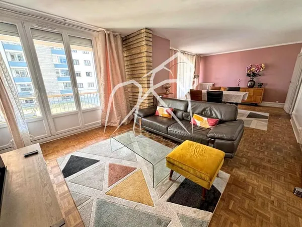 Appartement T4 | 96m²| Balcon| Stationnement| cave