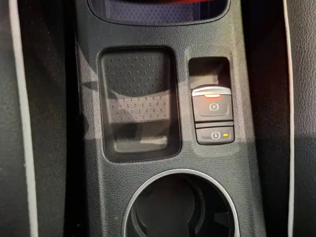 Renault Captur e-tech plug-in 160 - 21 — photo 43