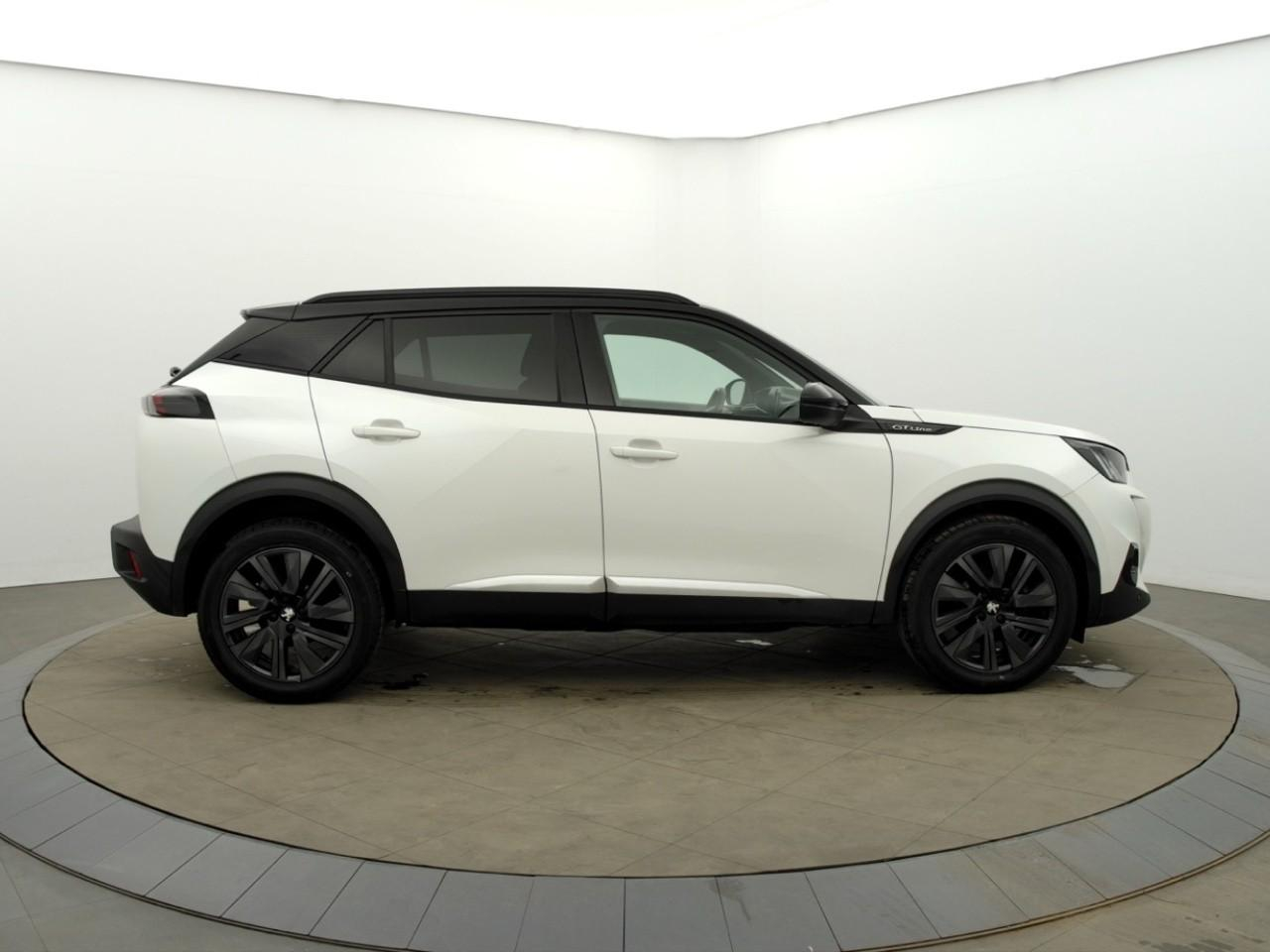 Peugeot 2008 bluehdi 130 s&s eat8 gt line — photo 6
