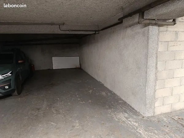 Location place parking en sous sol