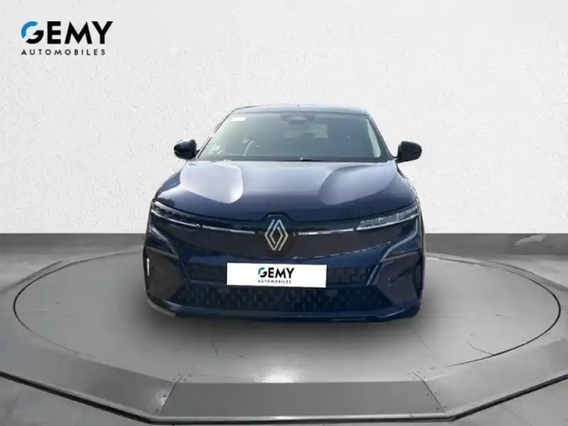 Renault Megane e-tech ev60 220 ch super charge — photo 50