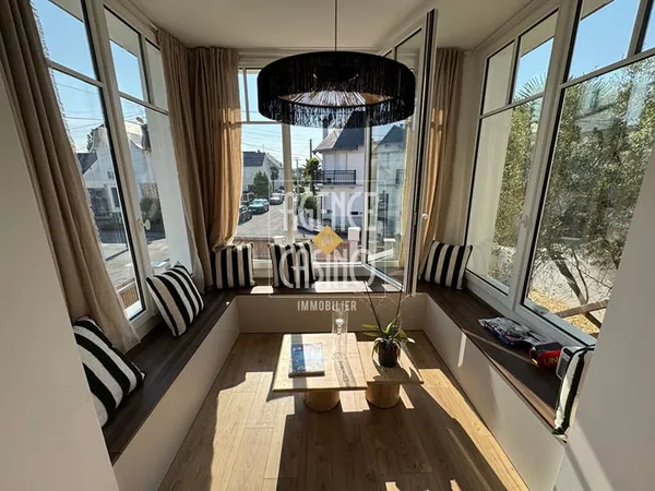 Maison en pierres, Le Pouliguen, proche centre bourg, 5 pièce(s) 138.36 m2