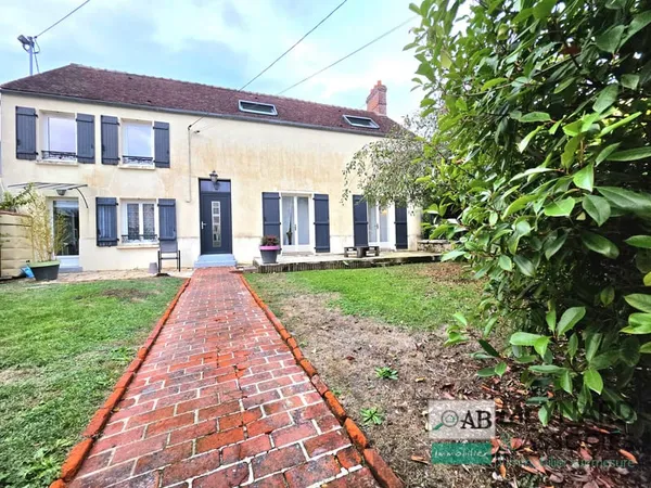 Maison briarde à vendre à Saint-Augustin 224 m2 habitables