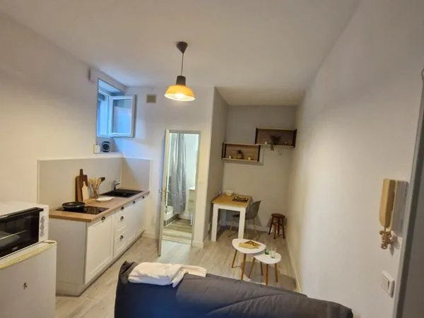Studio meublé