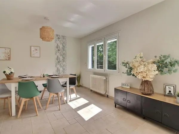 JAUX - MAISON FAMILIALE 4 CHAMBRES - TERRAIN AVEC VERGER - SOUS-SOL TOTAL
