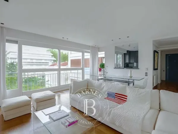 Le service location de la Maison BARNES vous propose ce bien :
