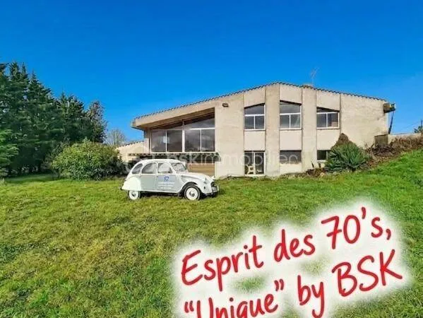 Maison de plain-pied 7 pièces 240 m²