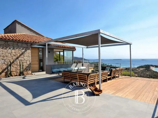 Porto Vecchio, Palombaggia, villa 4 chambres, piscine et vue mer