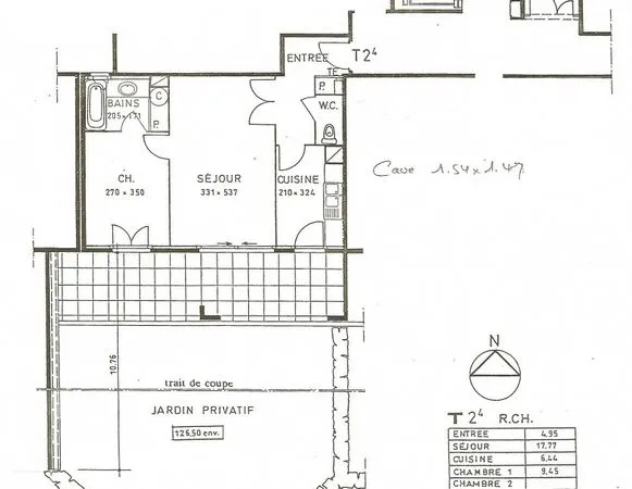 T2 --44.70 m2 TBE avec jardin 126m2 +garage +tennis