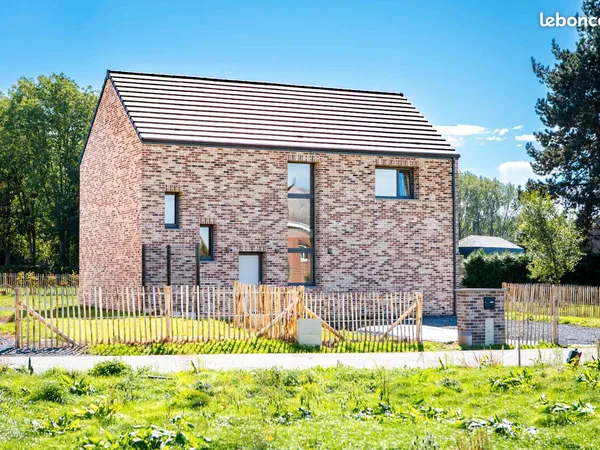 Maison individuelle neuve haut de gamme super secteur - 4 chambres - 2 salles de bains - sur 1000m²