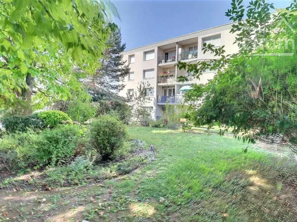 Appartement T3 de 64.04 m²  + garage + cave + balcon à FORBACH (Bruch)