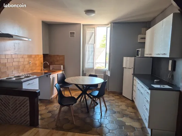 Vierzon loue appartement T3