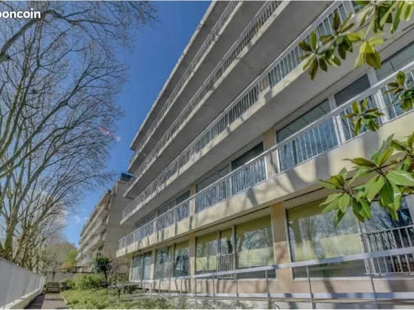 Local bureaux 336 m²