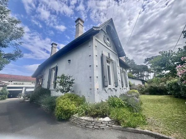 Vends maison avec jardin